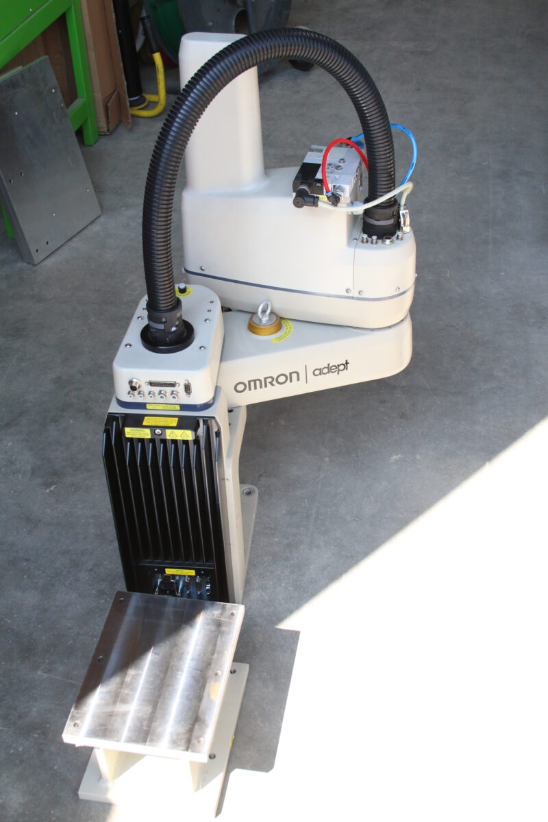 Omron adept eCobra 600 Industrial Roboter Roboterarm SCARA-Roboter