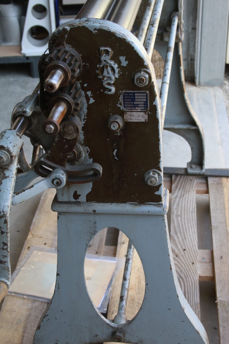 RAS 400/I Rundwalzenmaschine Blechrundbiegemaschine 3 Walzen Abkantbank 400.1 – Bild 3