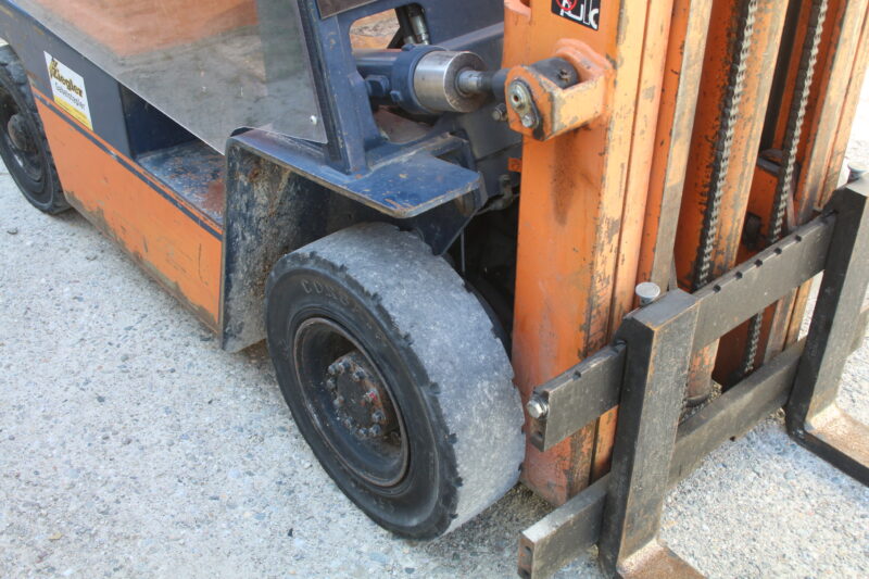 Toyota 42-5FG15 Treibgasstapler Gabelstapler Stapler 1,5t Hubhöhe 6000mm – Bild 5