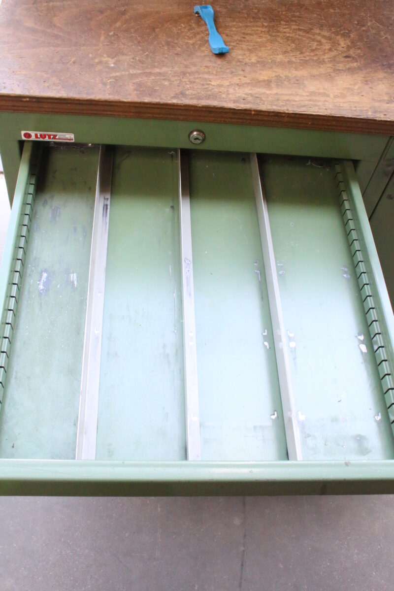 KLW Lutz fahrbarer Werkzeugschrank mit Werkbank Schubladenschrank 1060mm – Bild 6