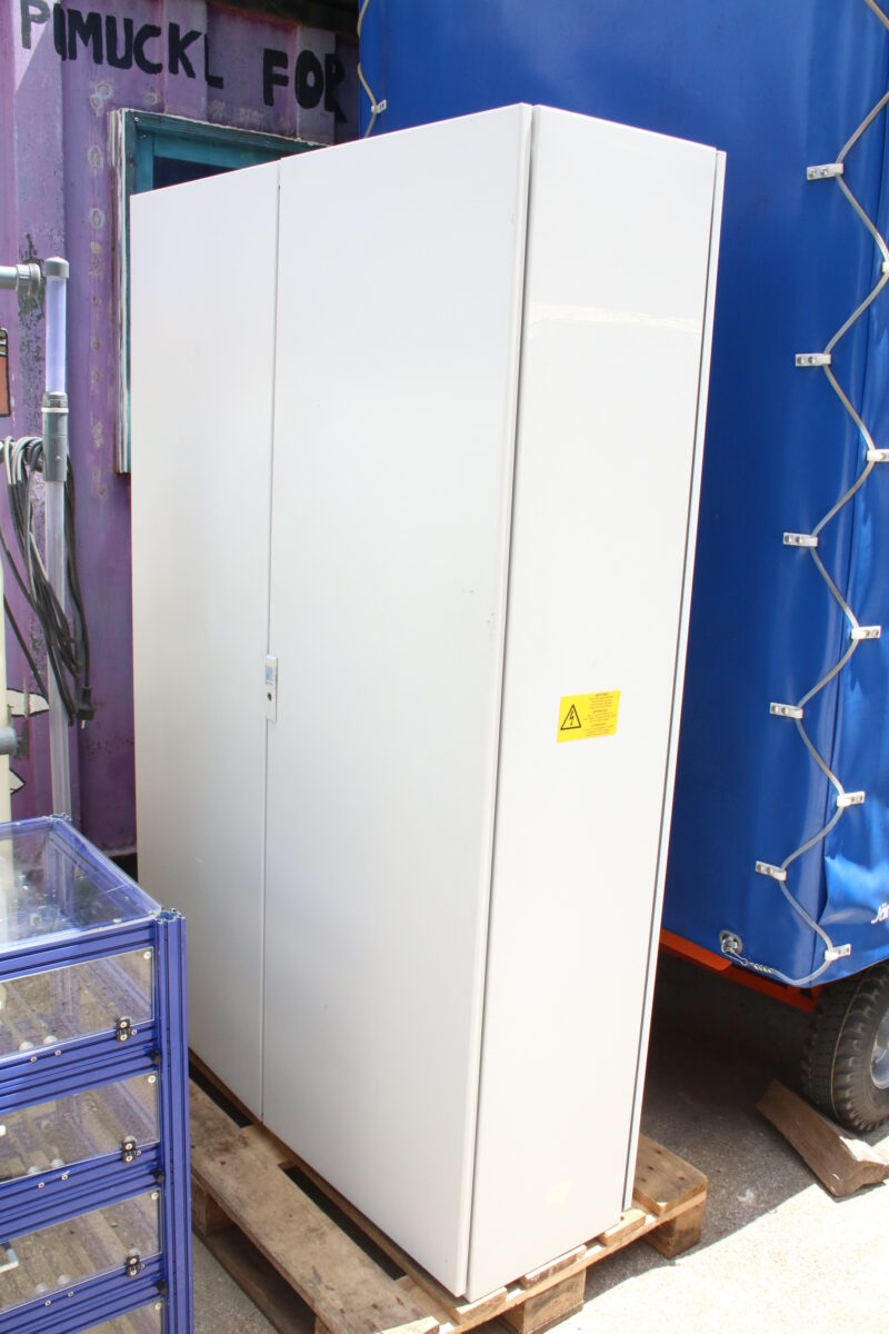 Rittal ES 5284 Standardschaltschrank Schaltschrank Verteilerschrank 1200x1800
