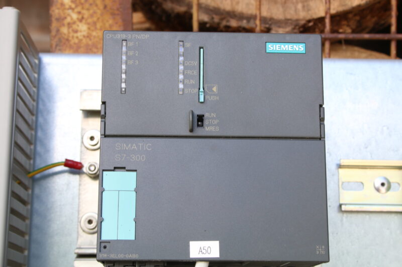 Schaltschrank Innenleben Release Siecherungen Siemens Lenze Simatic – Bild 11