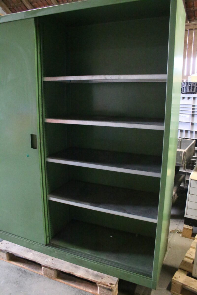 Hoffmann Schwerlast Schiebetürenschrank Werkzeugschrank Metall 2000x2000mm – Bild 2