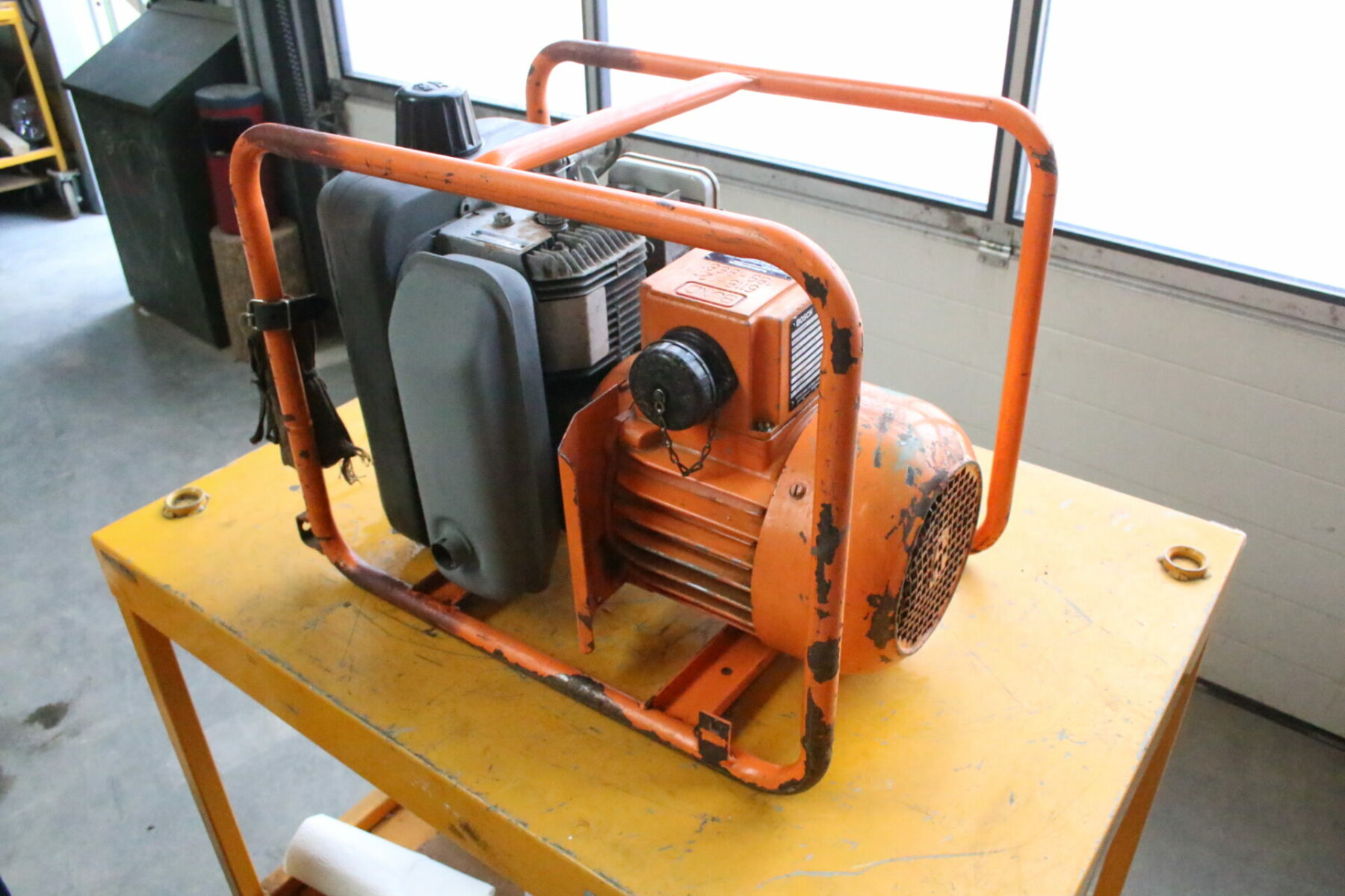 Bosch BWKA 2 K Notstromaggregat Stromaggregat Aggregat Stromerzeuger Notstrom