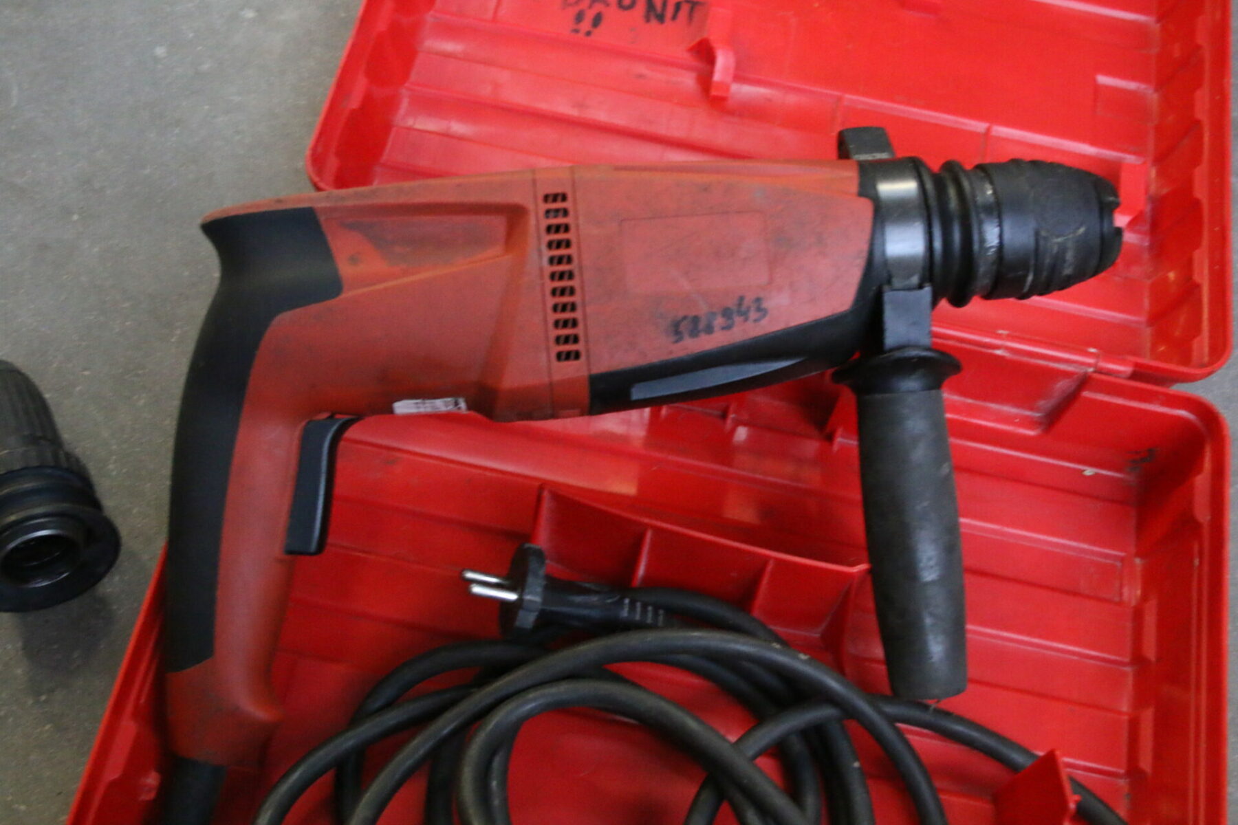 Hilti Bohrhammer TE 2-M Schlagbohrmaschine Bohrmaschine – Bild 3