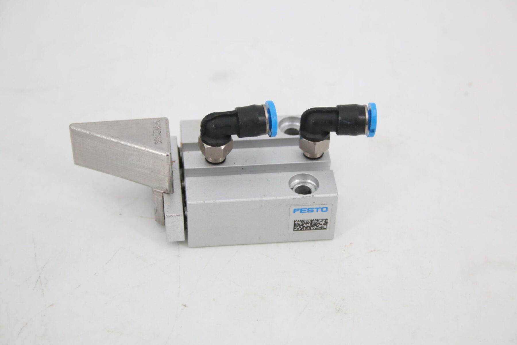 Festo DMF-10-20-P-A-GF Doppelwirkender Führungsantrieb Pneumatisch 4154799 N958