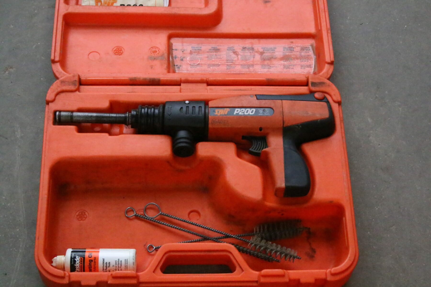 Spit P200 Bolzensetzgerät Nagelhammer Schusapparat Bolzenschussgerät