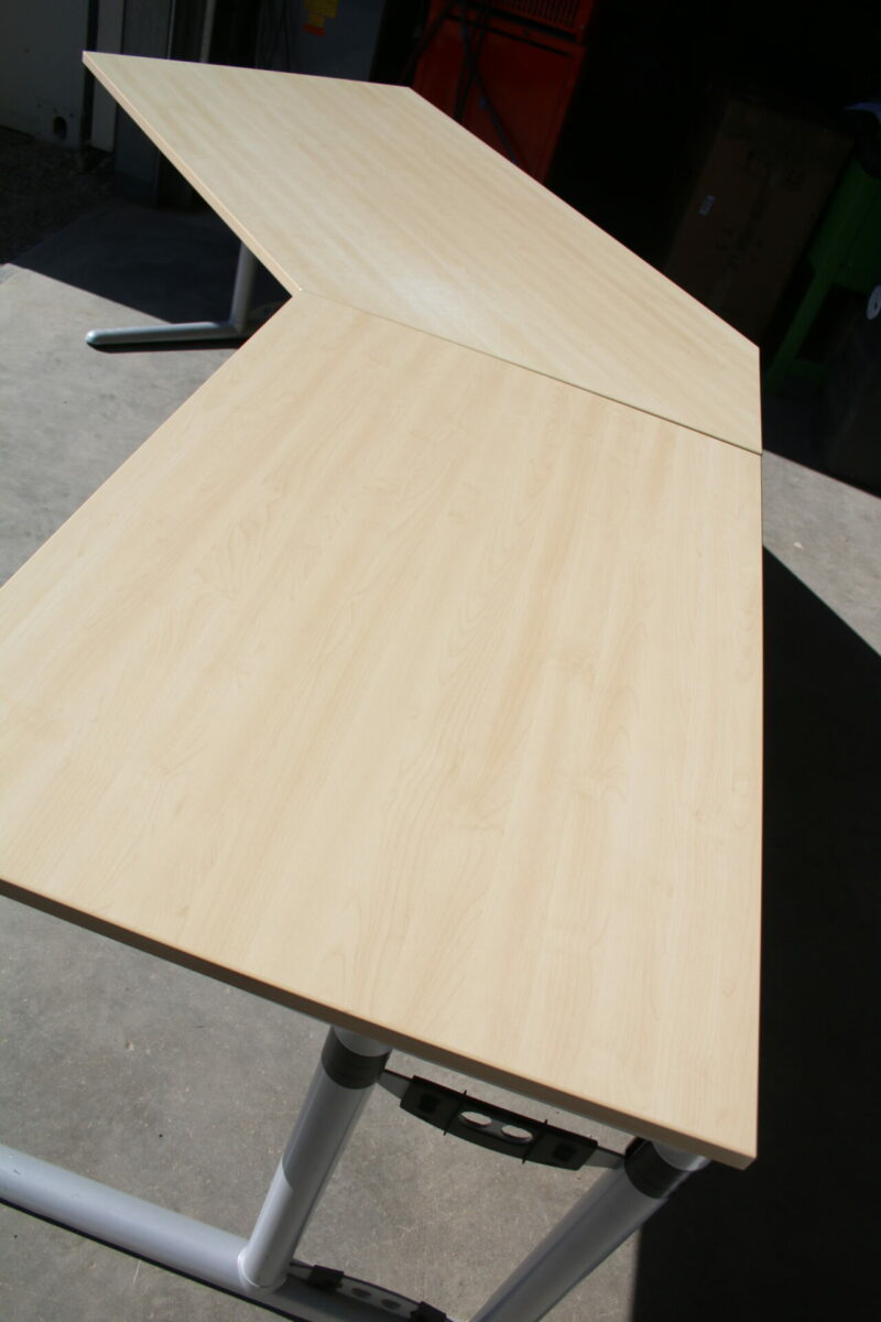 Steelcase Tisch Schreibtisch Halbrund Arbeitsplatz Nr.3 – Bild 3