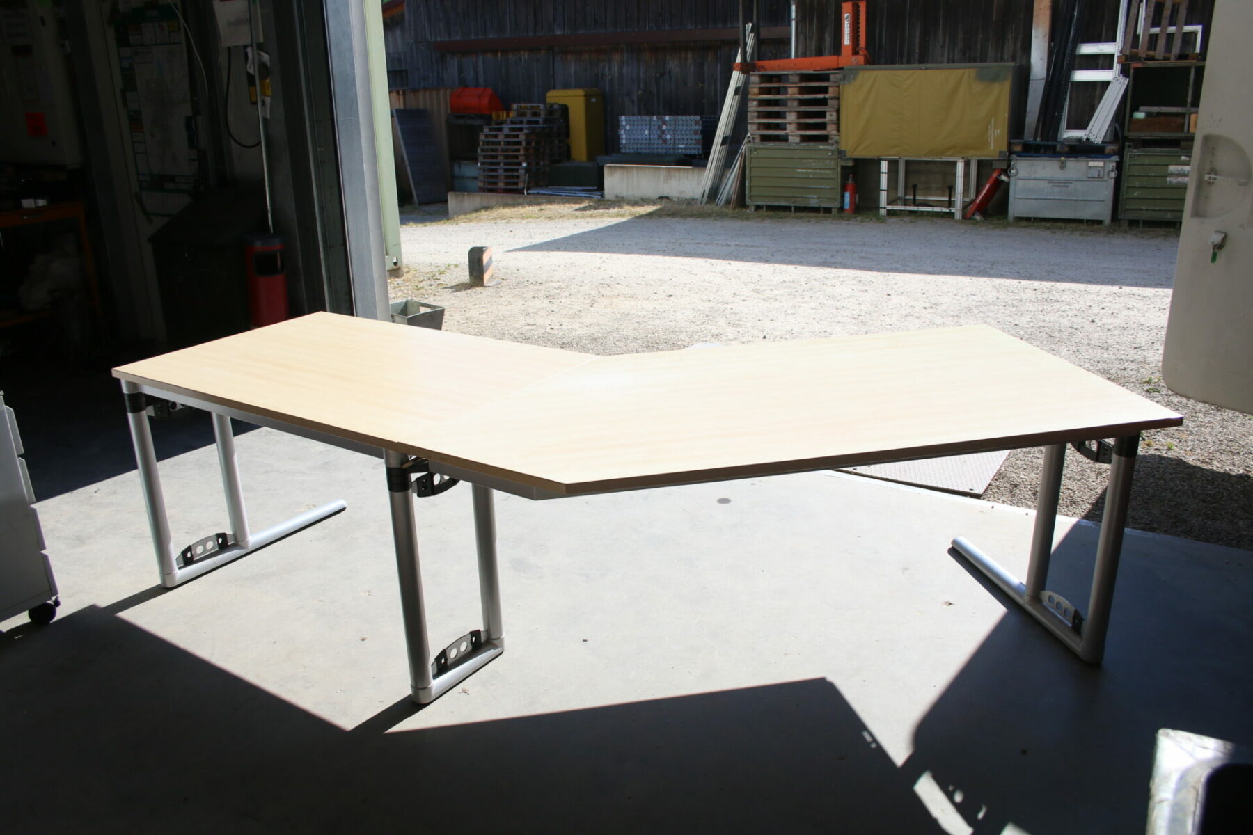 Steelcase Tisch Schreibtisch Halbrund Arbeitsplatz Nr.3 – Bild 4