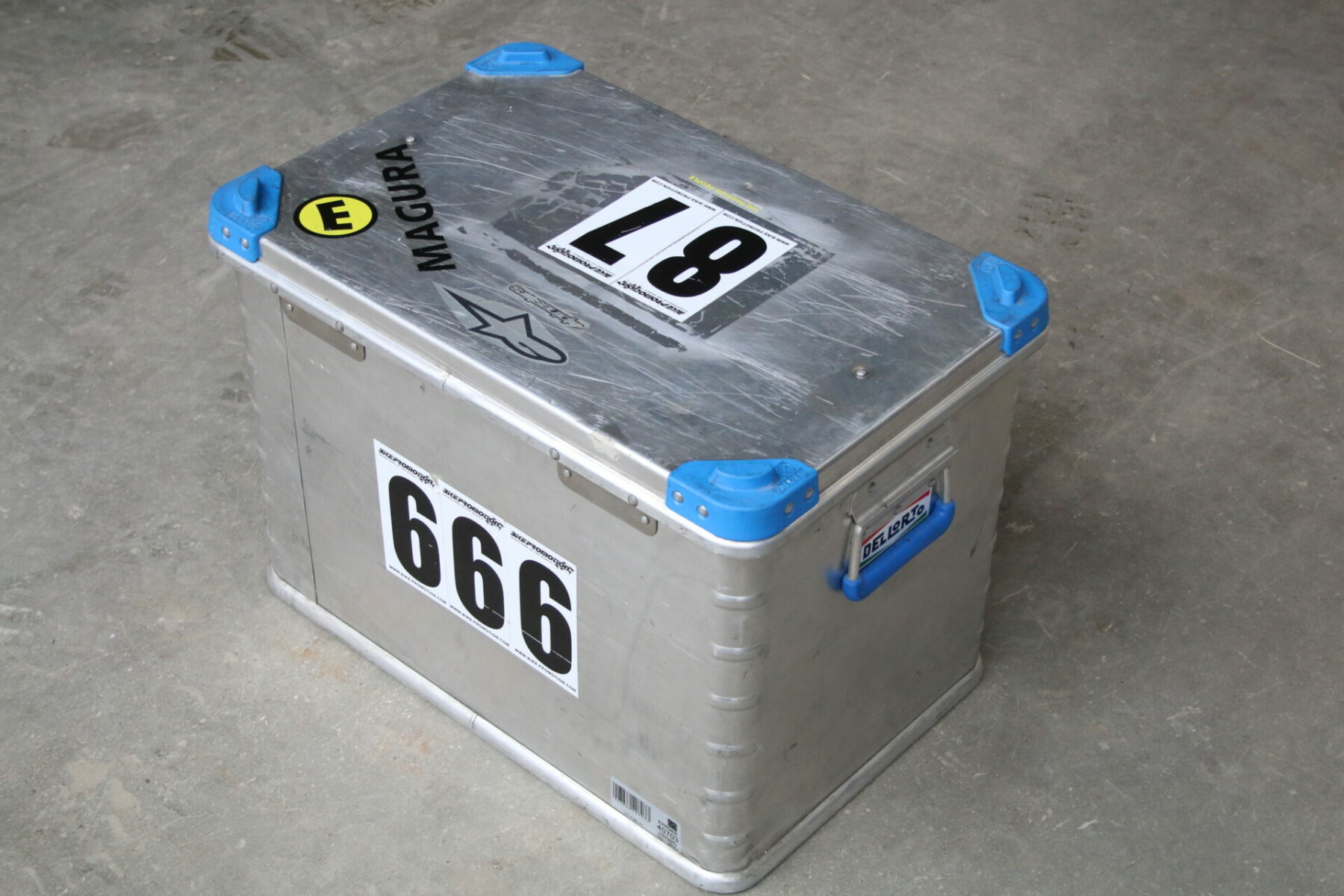 Zarges 40703 Alubox Transportkiste Kiste Eurobox Aluminium Universalkiste – Bild 2
