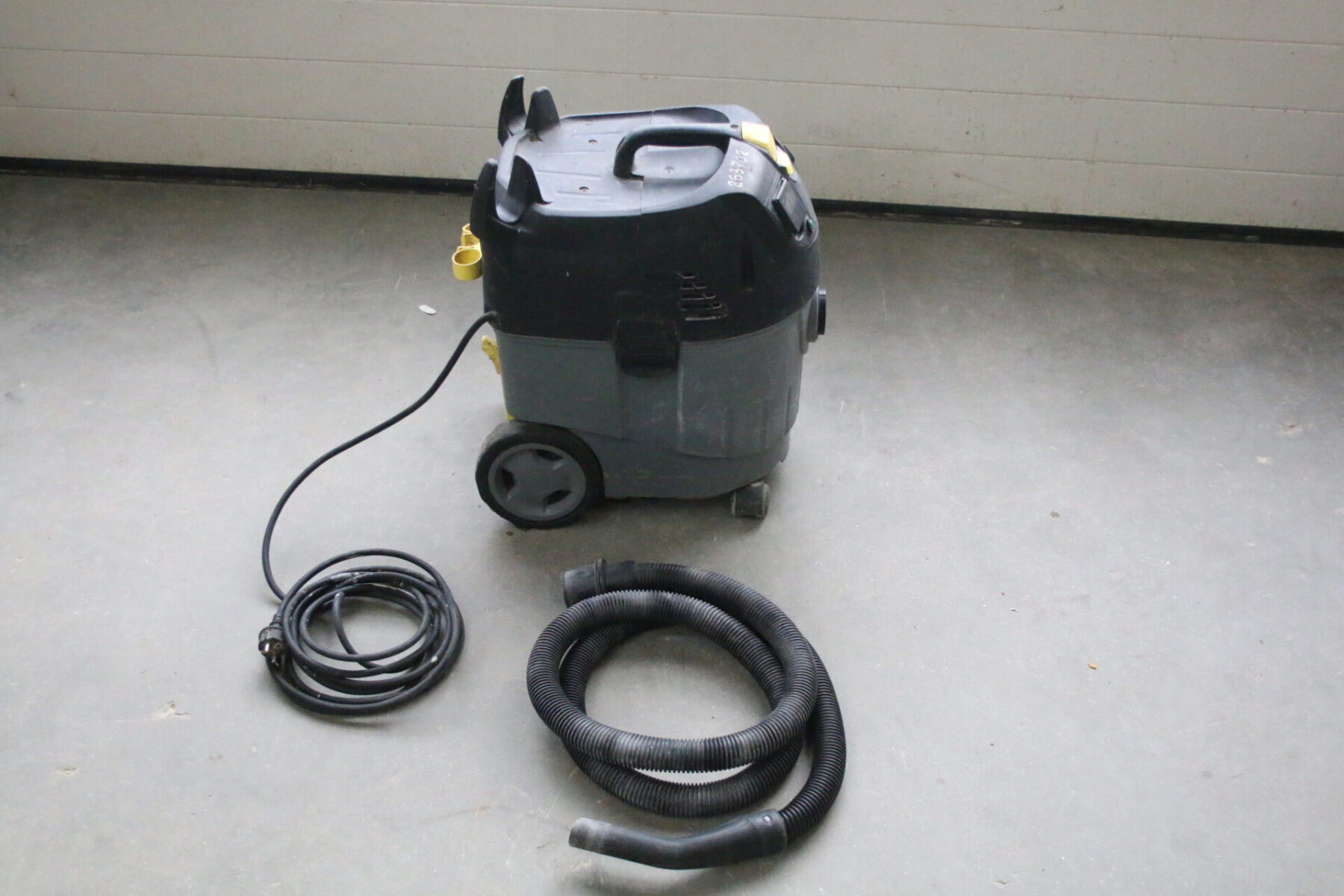 Kärcher NT 35 Industriesauger Staubsauger Sauger Nass Trockensauger Nr. 1