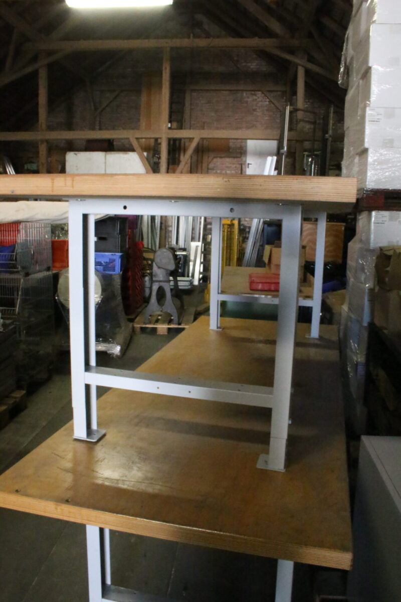 Massive Werkbank Arbeitstisch Tisch Bank Montagewerkbank 2500 mm – Bild 2