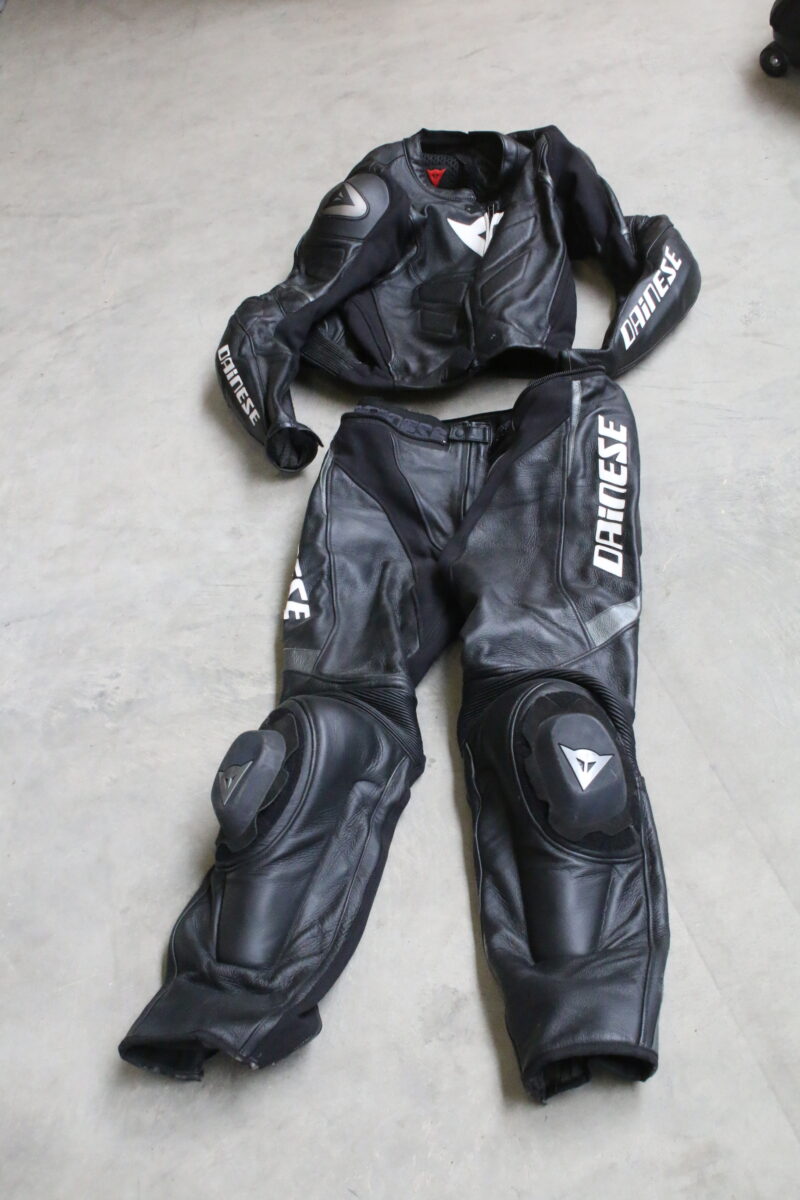 Motorrad Lederkombi Dainese Gr. 110 inkl Trolly Motrorradanzug Kombi