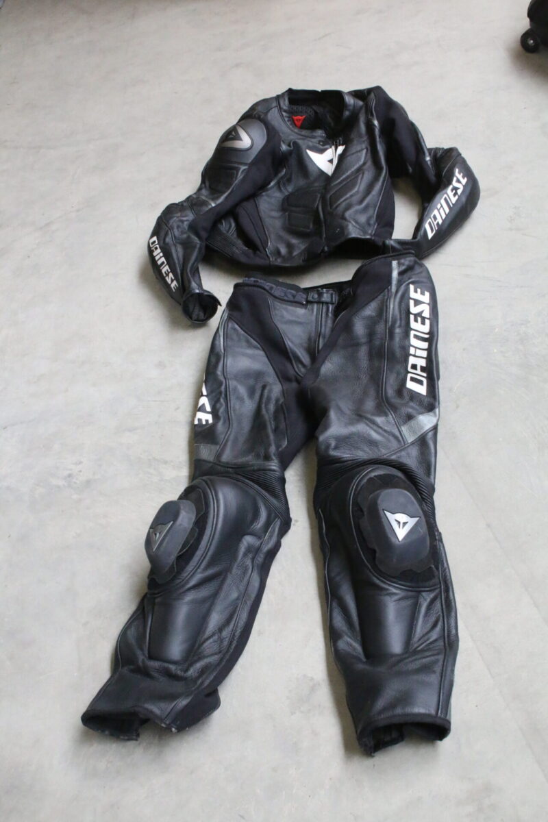 Motorrad Lederkombi Dainese Gr. 110 inkl Trolly Motrorradanzug Kombi
