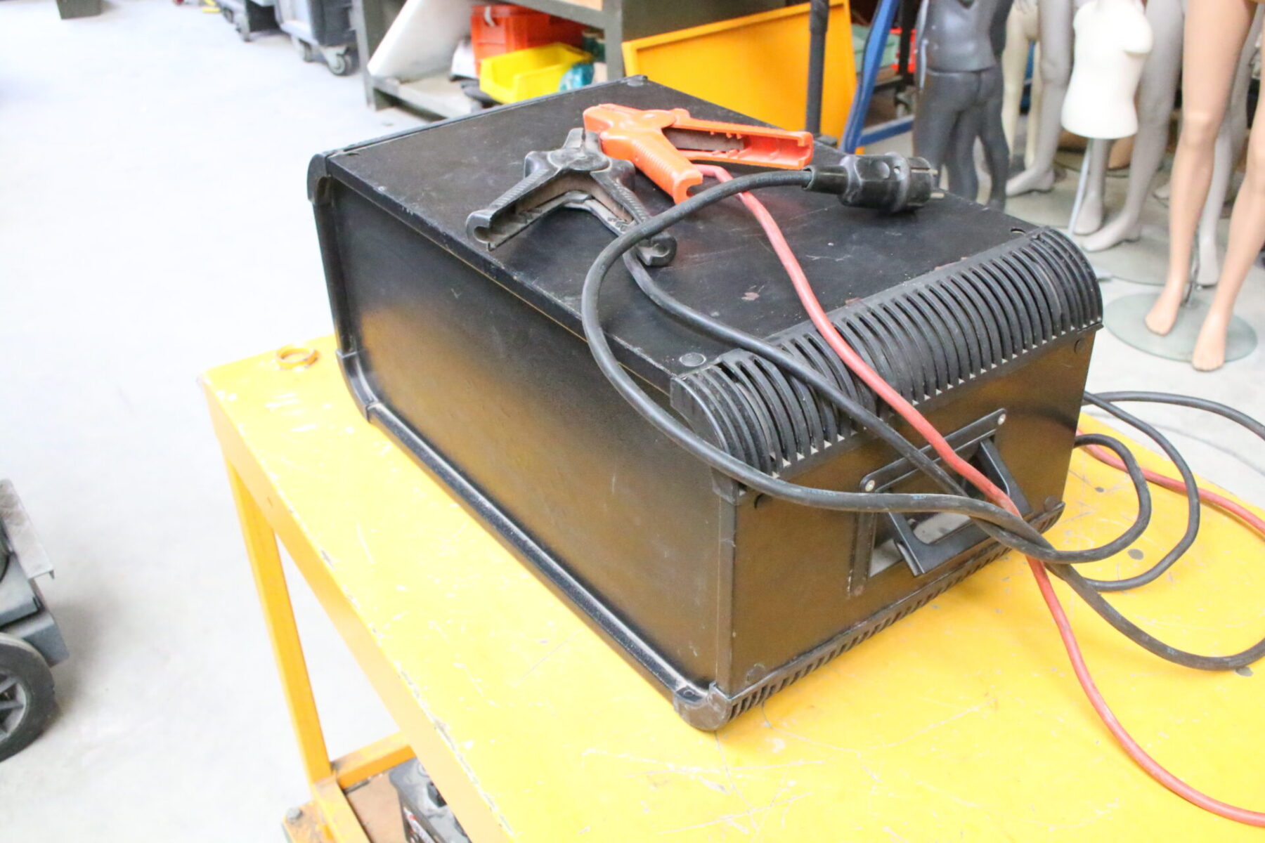 Absaar Batterieladegerät Ladegerät Batterie 24 V – Bild 3