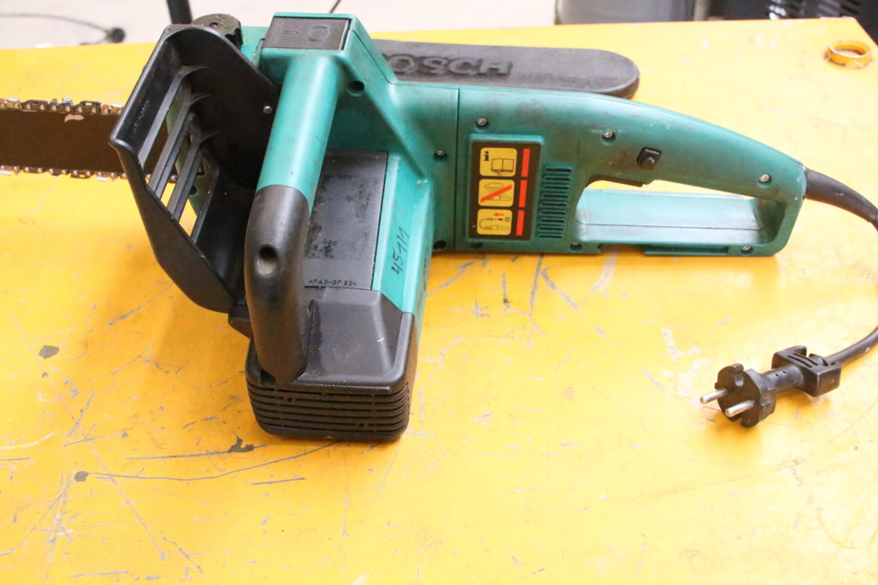 Bosch AKE 300 B Kettensäge Elektrisch Säge – Bild 3