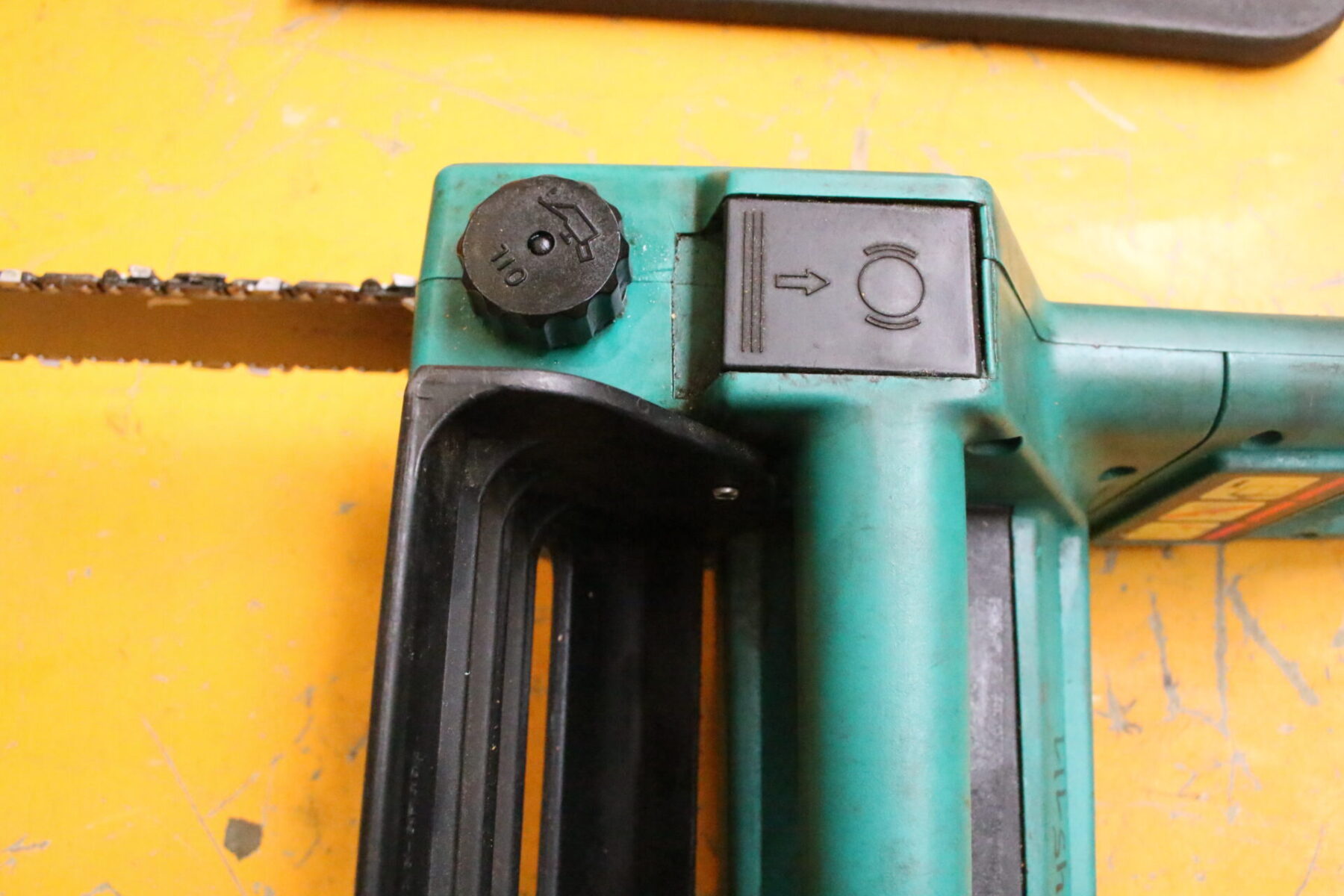 Bosch AKE 300 B Kettensäge Elektrisch Säge – Bild 5