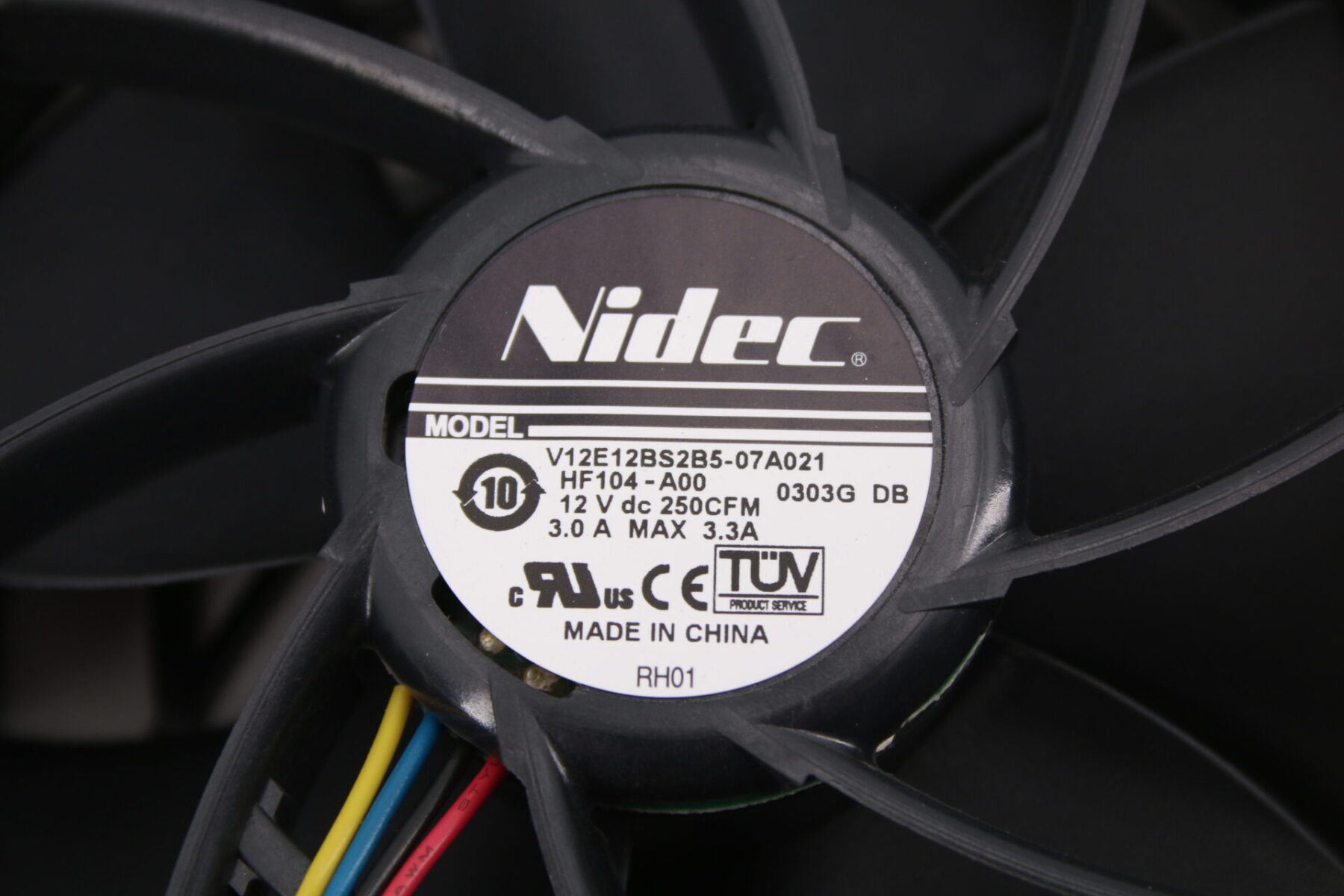Nidec V12E12BS2B5-07A021 Kühllüfter Lüfter 12V 3A 4Pin – Bild 2