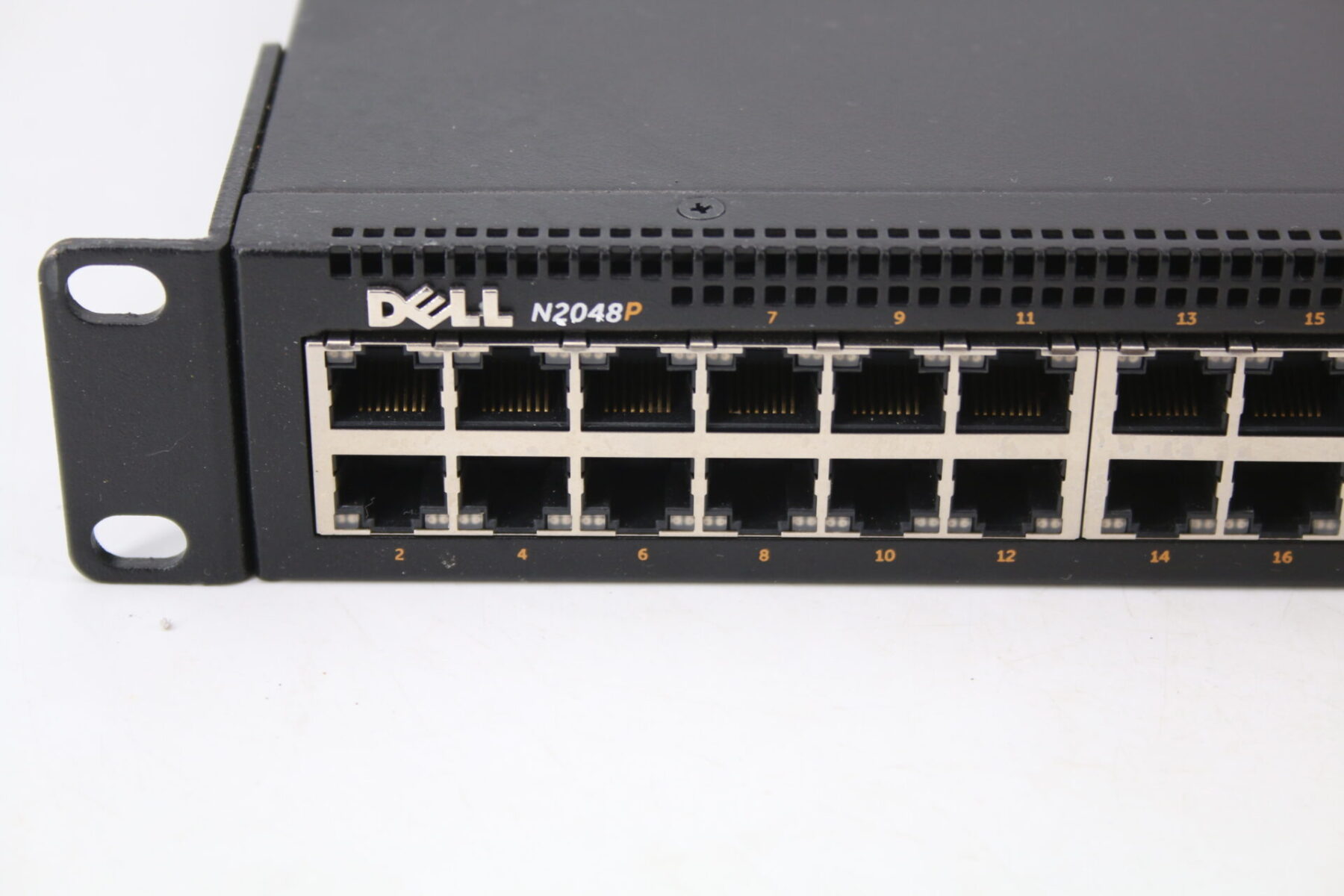 Dell PowerConnect N2048P 48-Port Switch – Bild 2