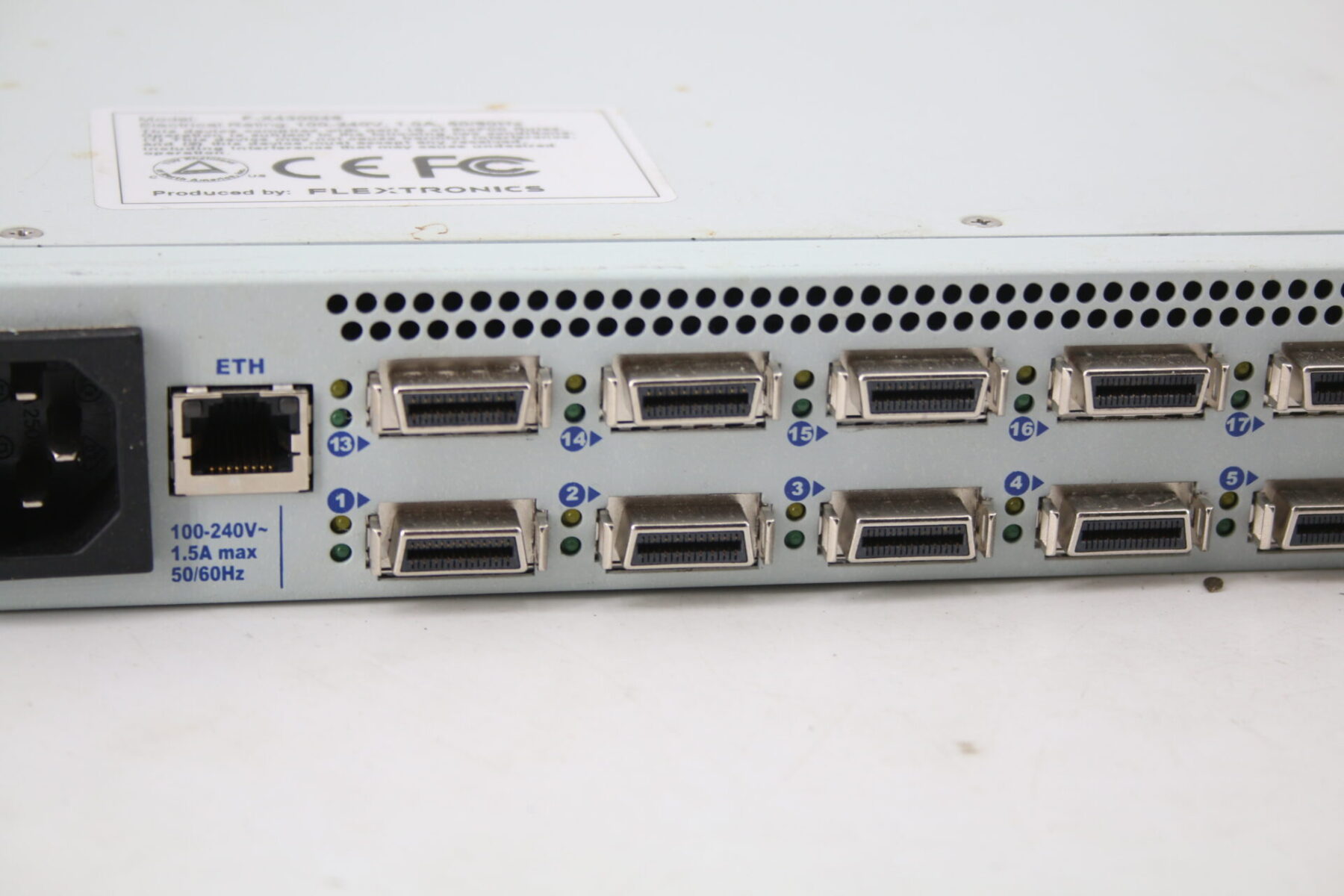 Flextronics F-X430046 - 24-Port Switch DDR Infiniband – Bild 2