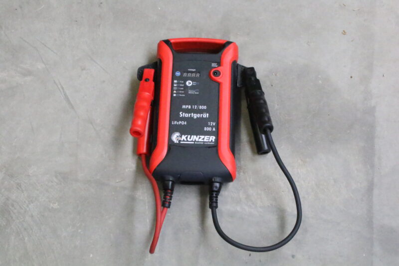 Kunzer MPB 12/800 12 V LifeP04 800 A Startergerät Starter Charger Starthilfe