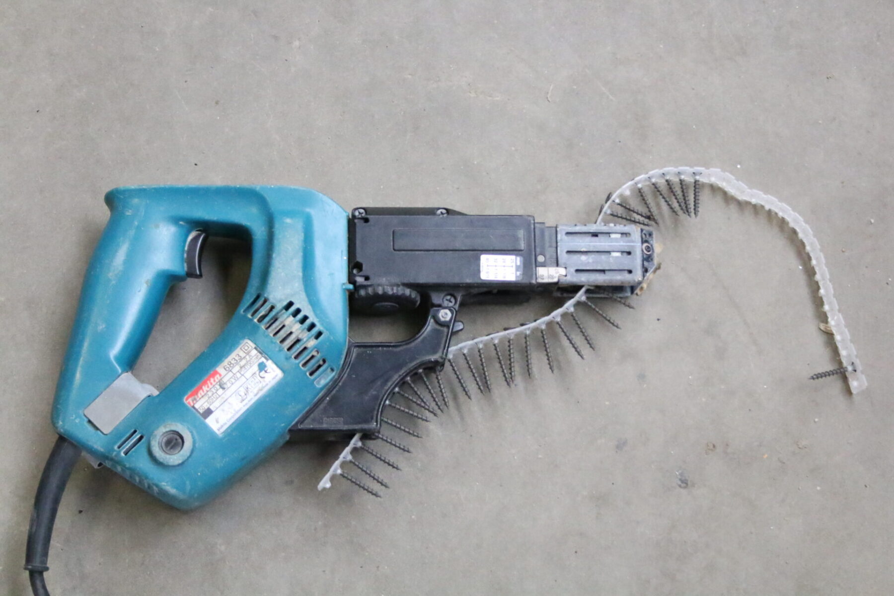 Makita 6833 Magazin Trockenbauschrauber Schrauber – Bild 4