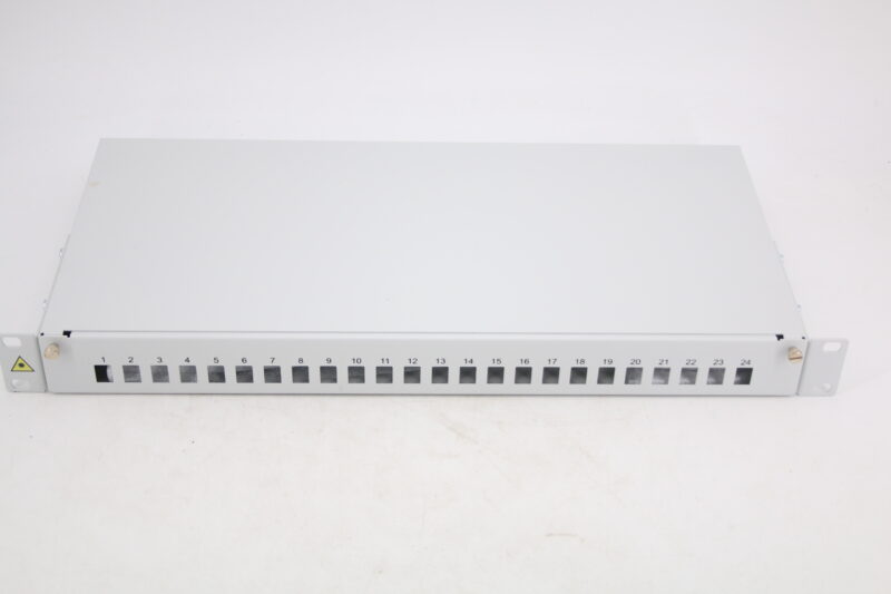 Patchpanel Gehäuse Rack Server 24fach