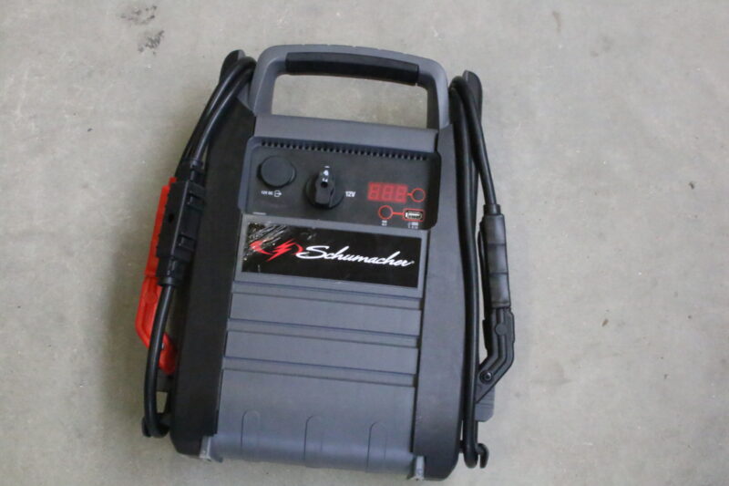 Schumacher 12 V Startergerät Starter Charger Starthilfe Neue Batterie